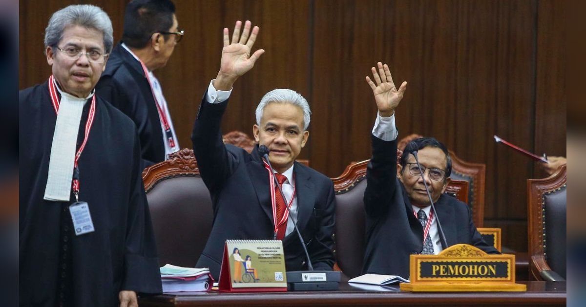 FOTO: Sidang Sengketa Pilpres, Tim Hukum Ganjar-Mahfud Tuntut Pemilu Ulang Tanpa Prabowo-Gibran