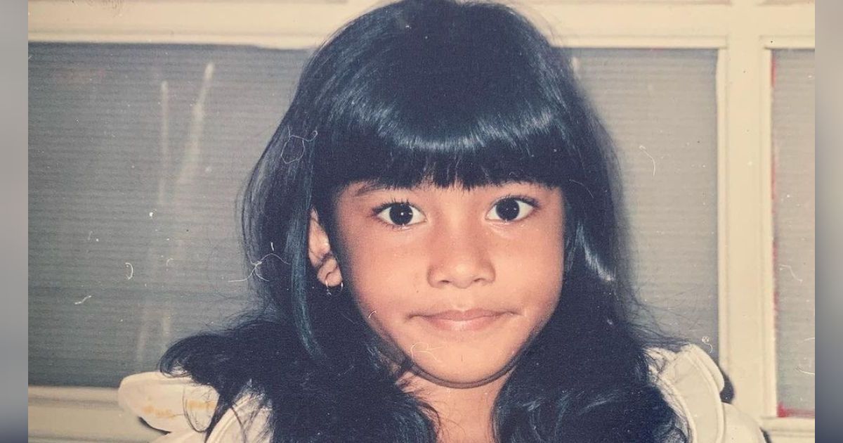 Bocah Perempuan Ini Anak Artis Senior yang Ikuti Jejak Orangtua Jadi Selebritas, Coba Tebak?