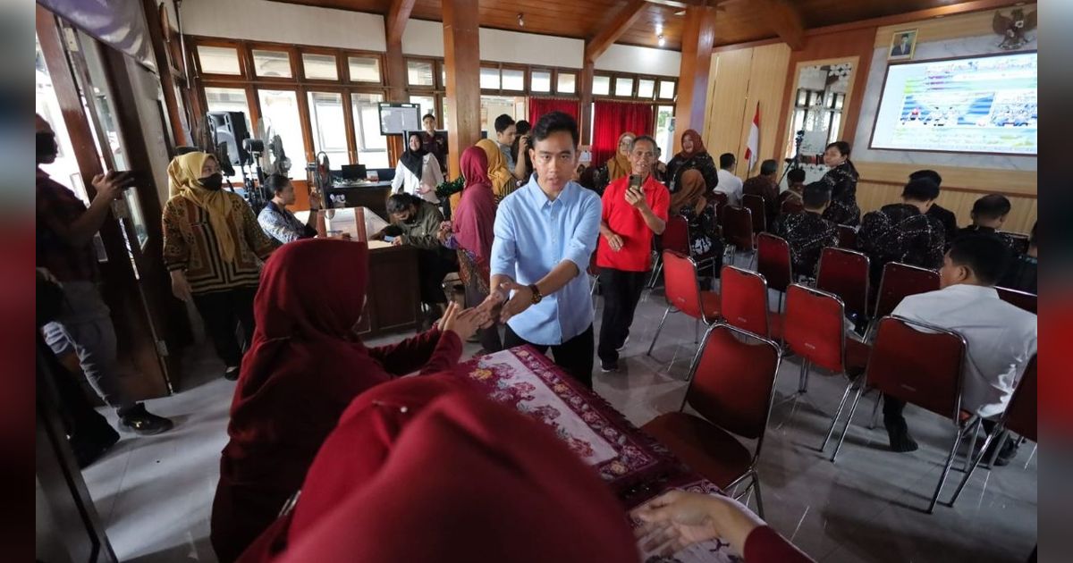 Ganjar Menolak Bergabung ke Pemerintahan Prabowo, Gibran: Siapa yang Menawarkan?