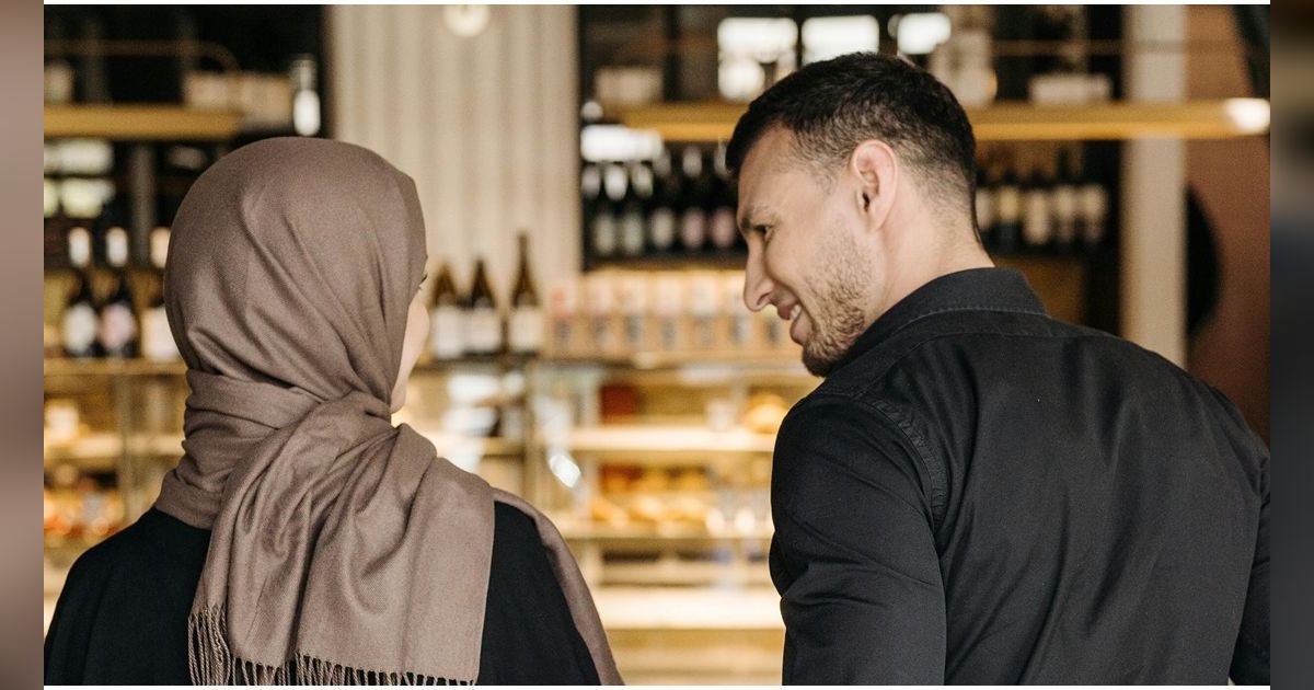 Ibarat Nahkoda dalam Rumah Tangga, Inilah Kriteria Suami yang Baik Menurut Islam