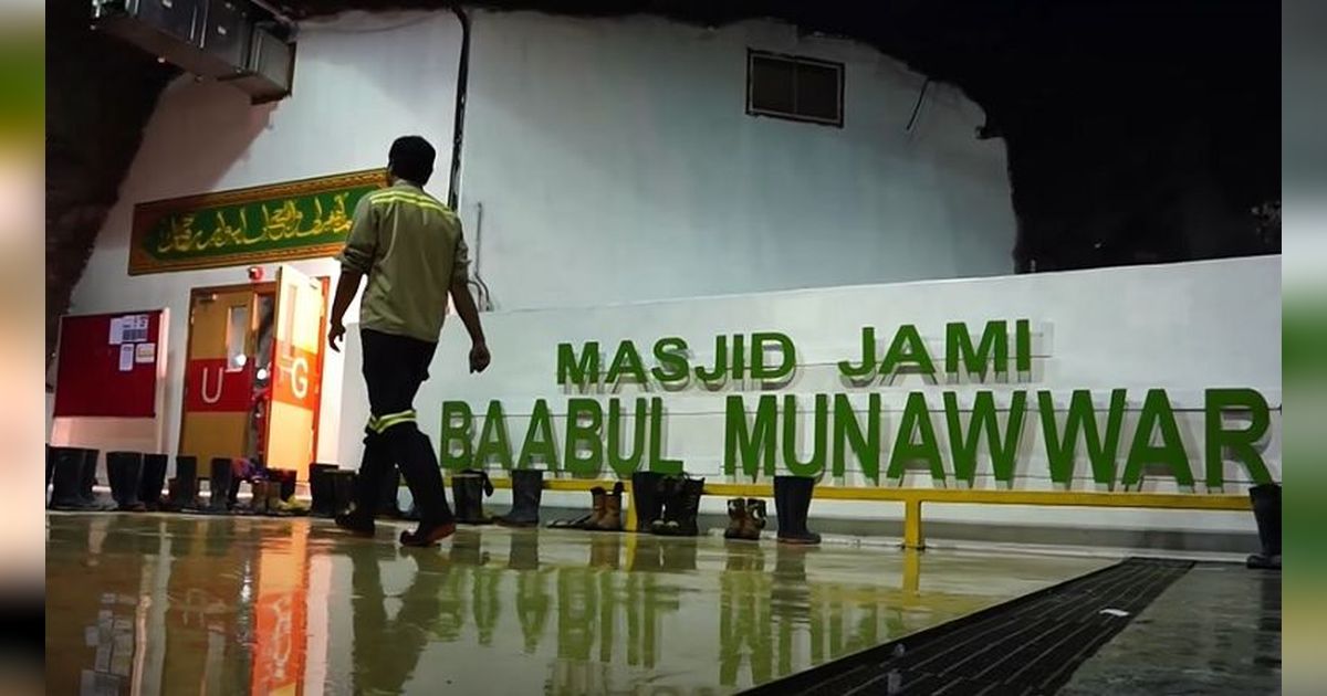 Penampakan Masjid Bawah Tambang Emas Papua, di Bangun Kedalaman 1.760 Meter