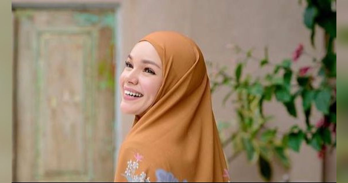 Salah Sasaran, Akun Instagram Dewi Sandra Ikut Terserang Gegara Kasus Korupsi Harvey Moeis