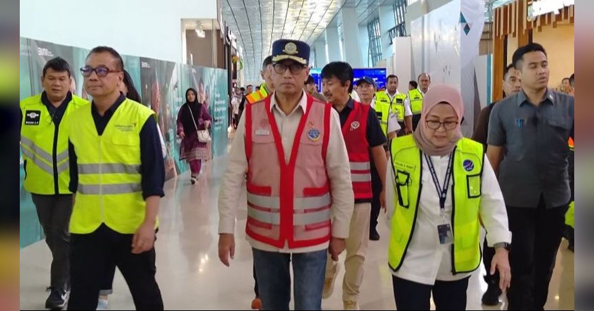 Tinjau Bandara Soekarno-Hatta, Menhub Pastikan Prosedur Penerbangan dan Fasilitas Jelang Mudik Aman