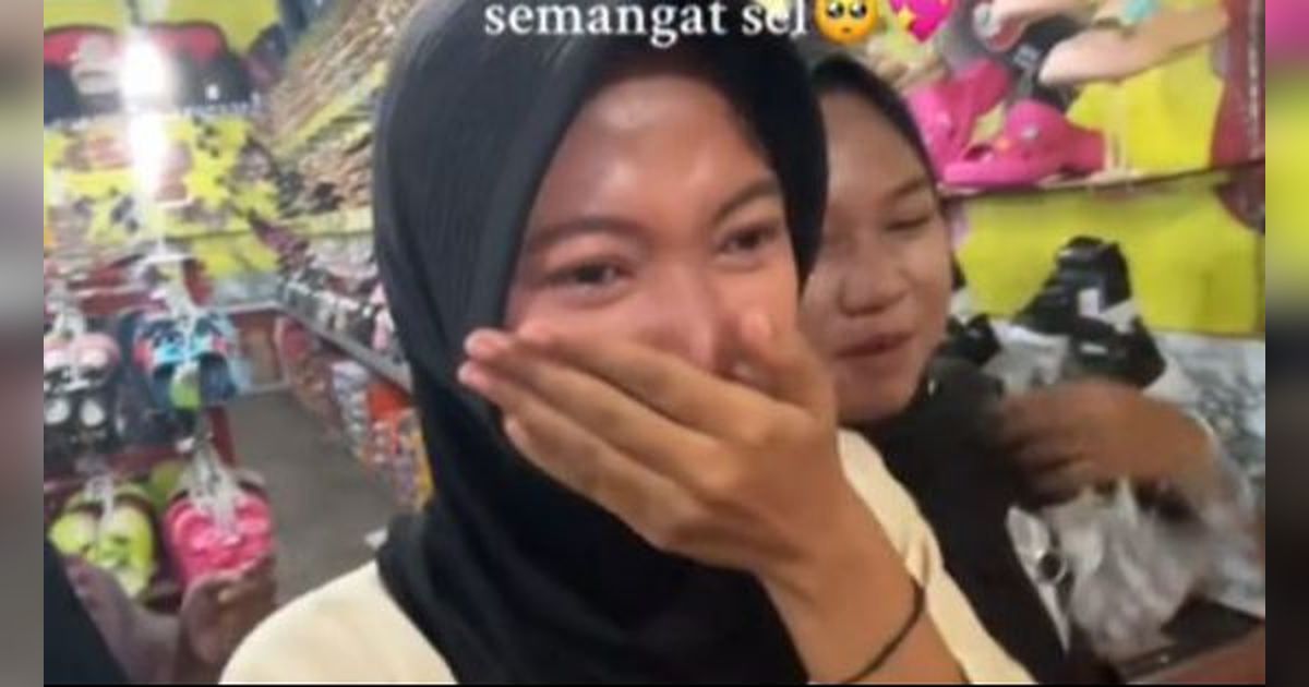 Momen Haru Wanita Didatangi Temannya ke Tempat Kerja Karena Tak Ikut Bukber, Bukti Teman Sejati!