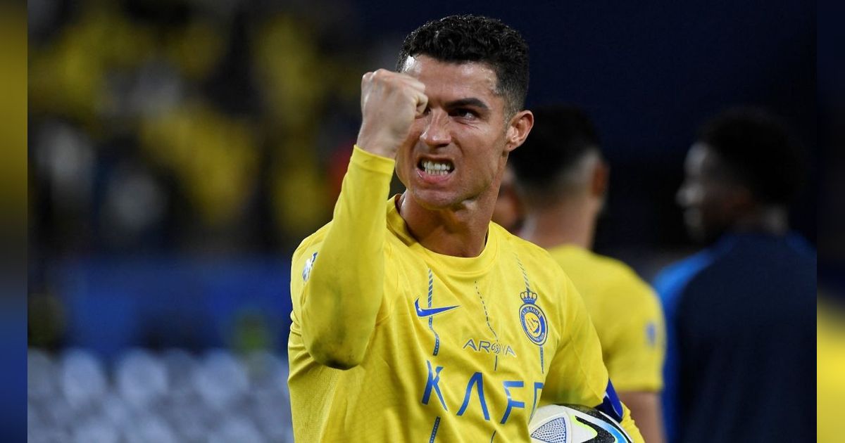 FOTO:  Cristiano Ronaldo Memang GOAT!, Ini Aksinya di Usia 39 Tahun Masih Bisa Cetak Hat-trick saat Melawan Al Tai