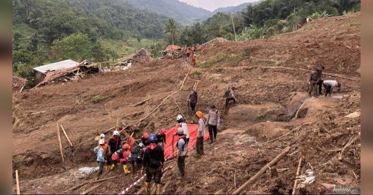 Operasi SAR Dihentikan, 3 Korban Masih Tertimbun Longsor di Cipongkor Bandung