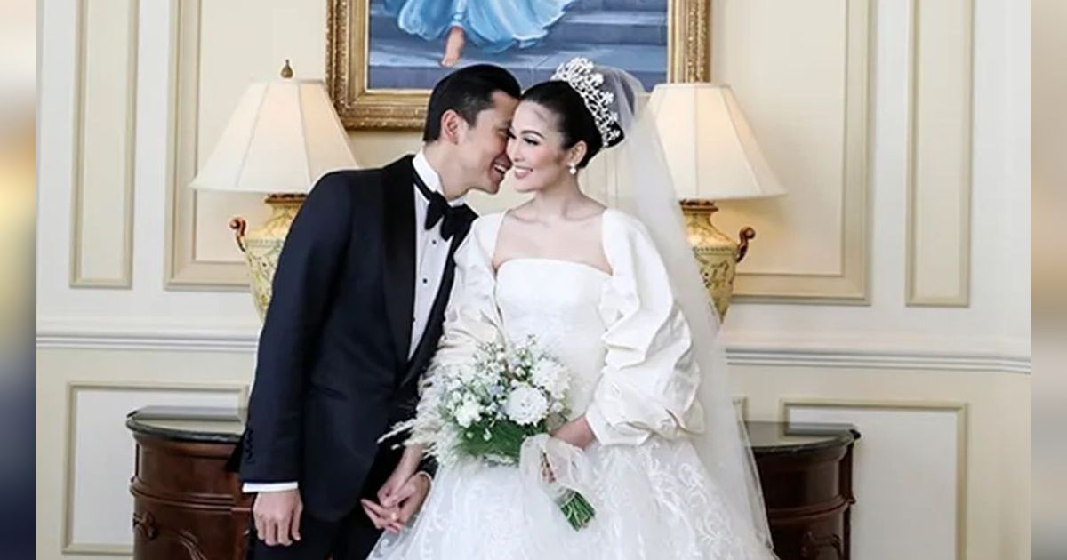 7 Potret Pernikahan Artis Bertema Disneyland, 3 Pasangan Berakhir Miris, Terbaru Sandra Dewi!