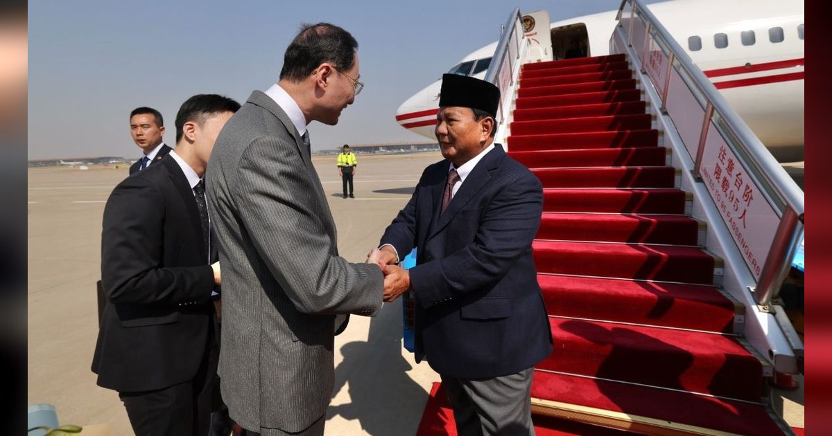 Menhan Prabowo Tiba di China, Disambut Hangat Sejumlah Pejabat Tinggi