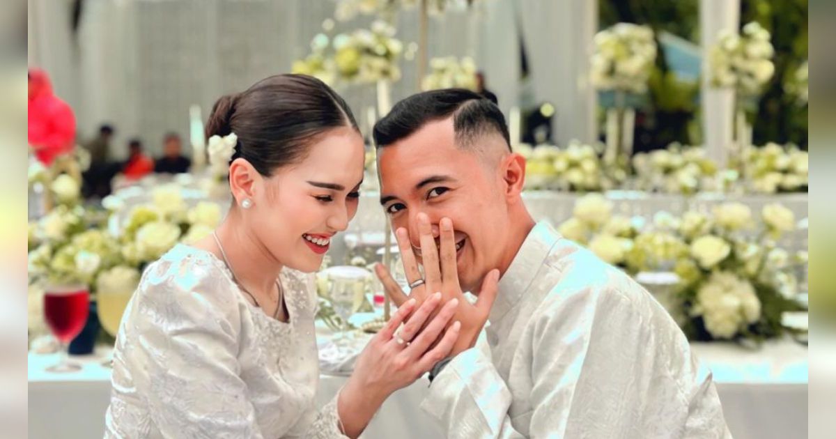 Ayu Ting Ting dan Calon Suami Pamer Foto Mesra, Netizen Auto Baper