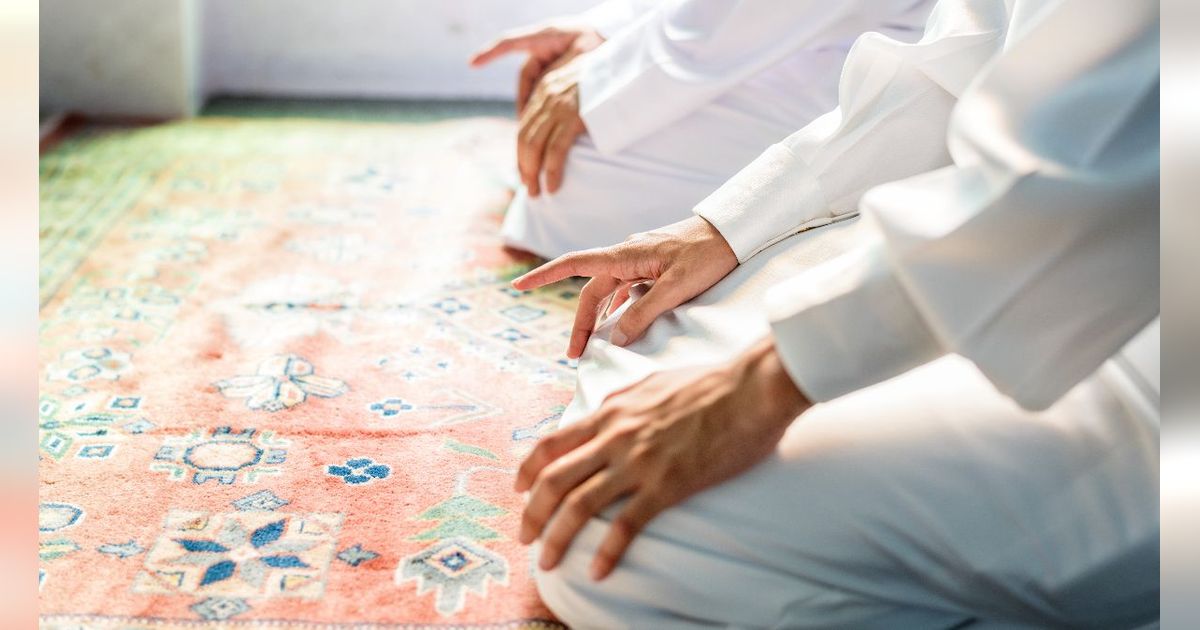 Bacaan Niat dan Tata Cara Solat Idul Fitri untuk Imam dan Makmum, Serta Amalan yang Dilakukan