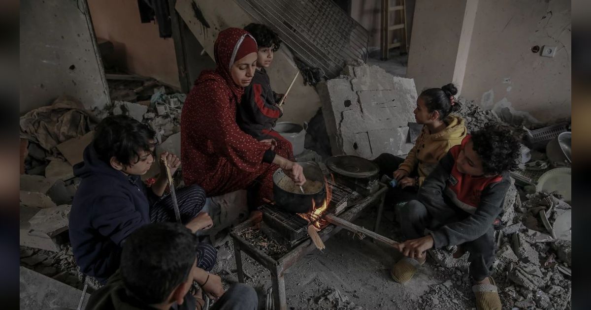 Krisis Makanan, Warga Gaza Terpaksa Makan Pakan Ternak