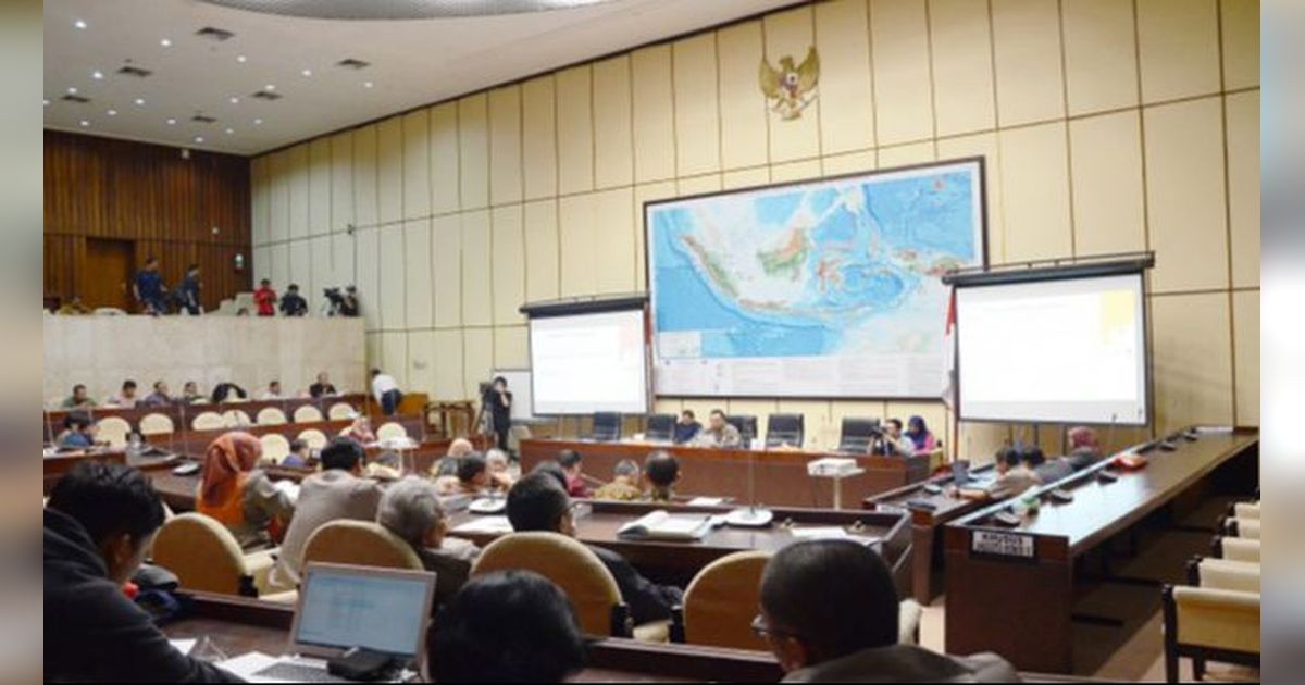 DPR Tunda Rapat Evaluasi Pemilu Sampai Mei 2024, Ini Alasannya