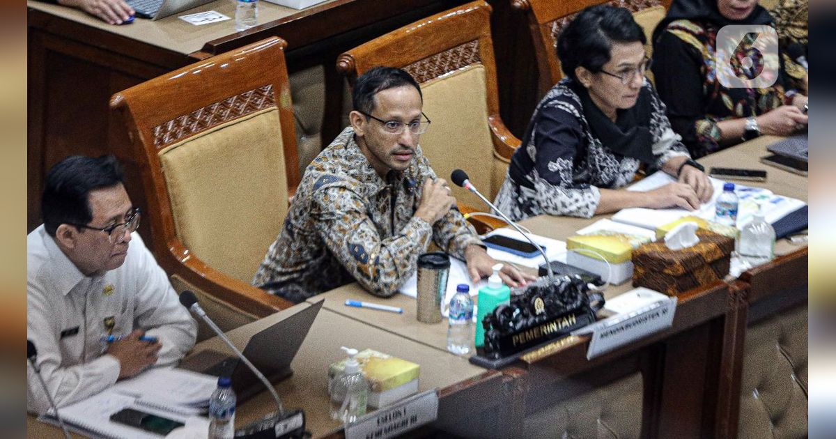 DPR Bakal Panggil Mendikbud Nadiem Buntut Wacana Ekstrakurikuler Pramuka Dihapus