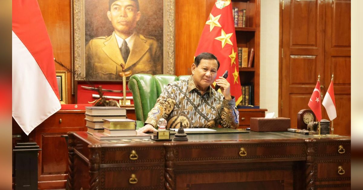 Menhan Prabowo dan Didit Dikawal Mayor Teddy Hadir Open House Jokowi di Istana