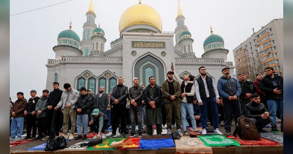 FOTO: Potret Umat Muslim Dunia Bersukacita Merayakan Hari Raya Idulfitri 1445 Hijriah