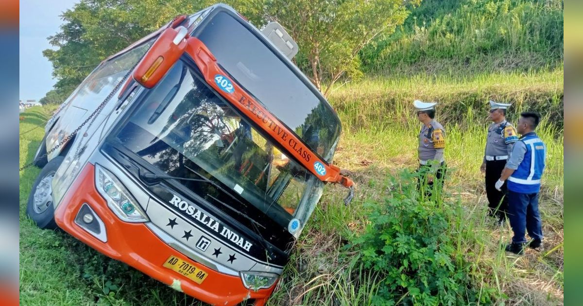 2 Korban Meninggal Kecelakaan Bus Rosalia Indah di Tol Batang Masih Balita