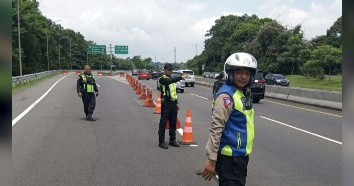 Prioritaskan Kendaraan Turun, Akses Keluar Puncak Bogor Ditutup Sementara