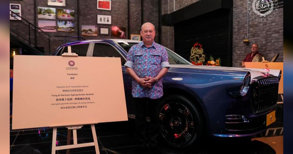 Raja Malaysia Jadi Orang Pertama di Dunia Terima Hongqi L5, Mobil Khusus Bawa Tamu Negara yang Sangat Canggih