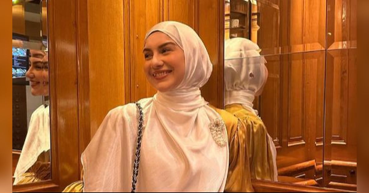 Sikap Irish Bella jadi Sorotan Saat Keluarga Ammar Zoni Berkunjung ke Rumah Rayakan Lebaran Bareng