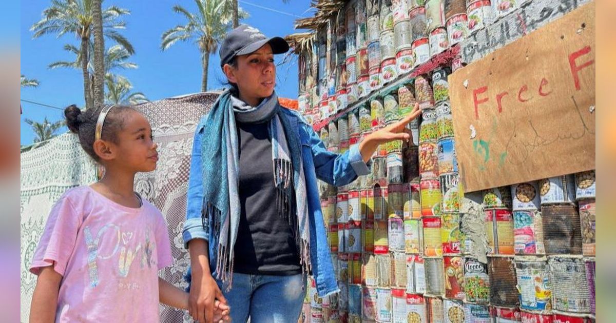 FOTO: Di Tengah Gempuran Israel, Warga Palestina di Jalur Gaza Inovatif Bikin Rumah Kaleng Bekas Makanan