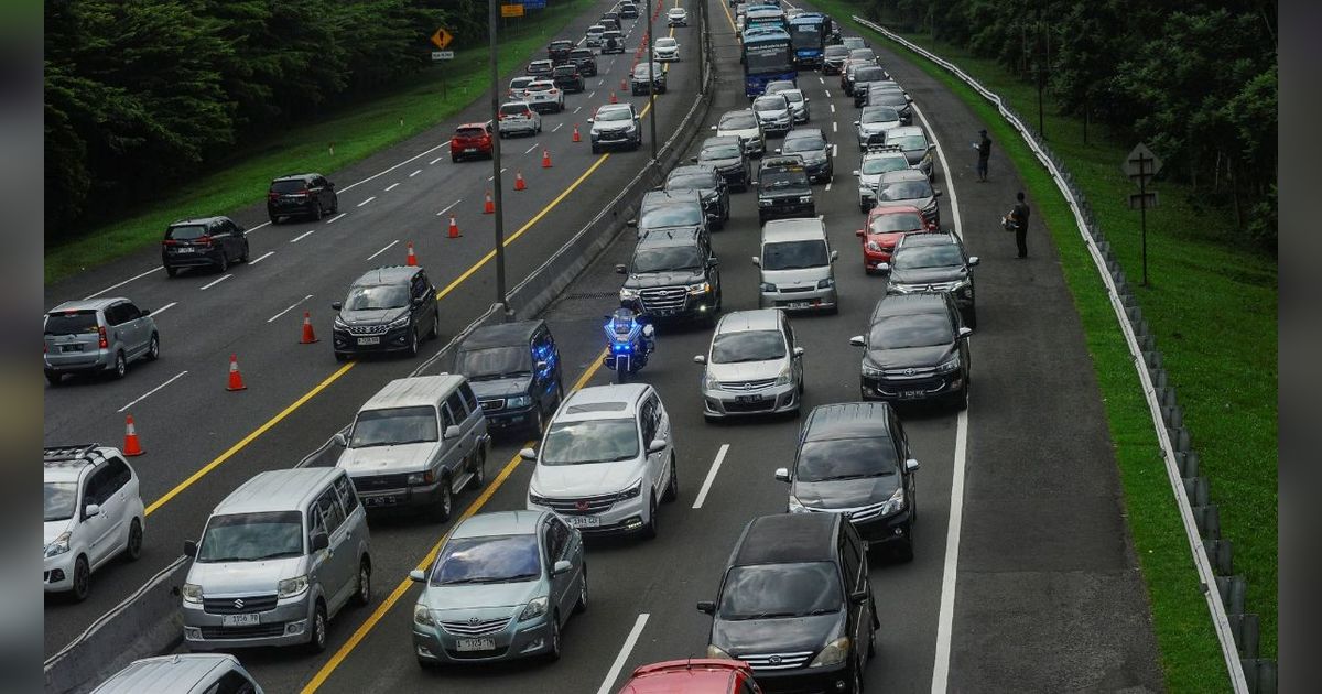 Cerita Warga Rela Tunggu One Way Selama 8 jam Demi Liburan ke Puncak