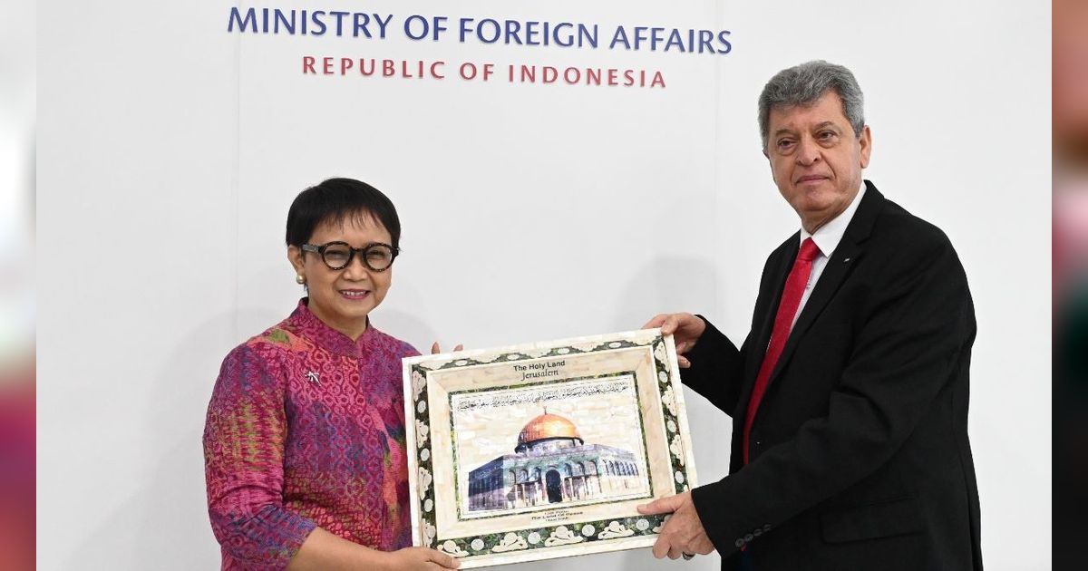 Imbau Tahan Diri, Ini Saran Indonesia Turunkan Eskalasi di Timur Tengah Paska Serangan Iran ke Israel