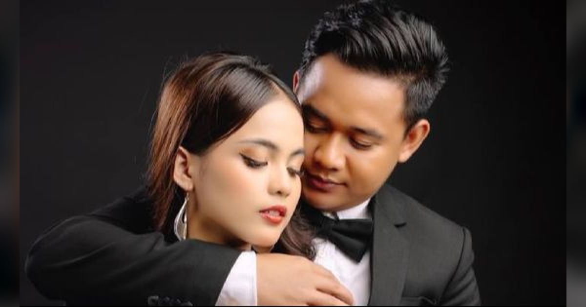 10 Potret Prewedding Putri Isnari dan Abdul Azis dari Bergaya Simple hingga ala James Bond