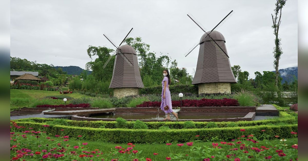 Mengenal Shazdeh Garden, Taman Hijau Berseri yang Berada di Tengah Gurun