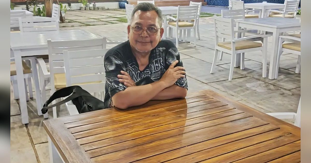 Jatuh Miskin hingga Dicerai Istri, Kini Pelawak Unang Bagito Alih Profesi jadi Pengrajin, Masih Nunggu Panggilan Syuting