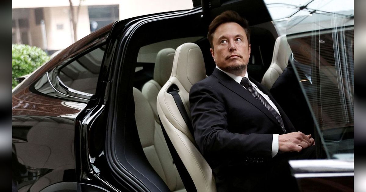 Duh, Elon Musk PHK 14.000 Karyawan Tesla