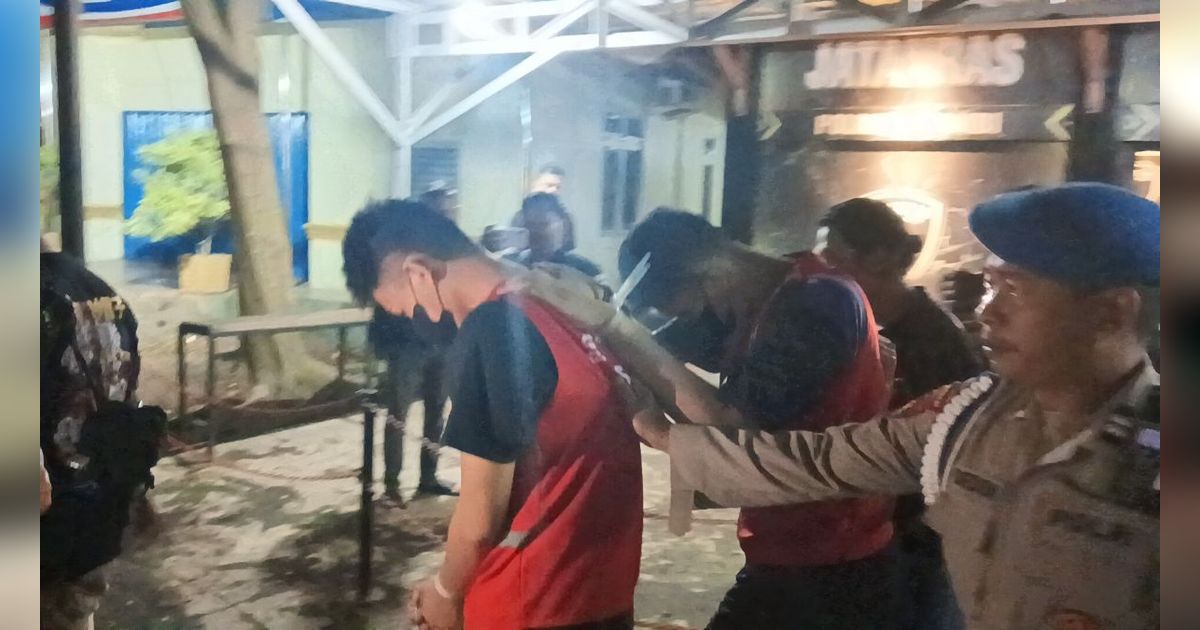 Derai Air Mata Laila Menanti Aji Sadar dari Koma usai Dikeroyok Anggota Klab Mobil Jambi, Berharap Polisi Adil