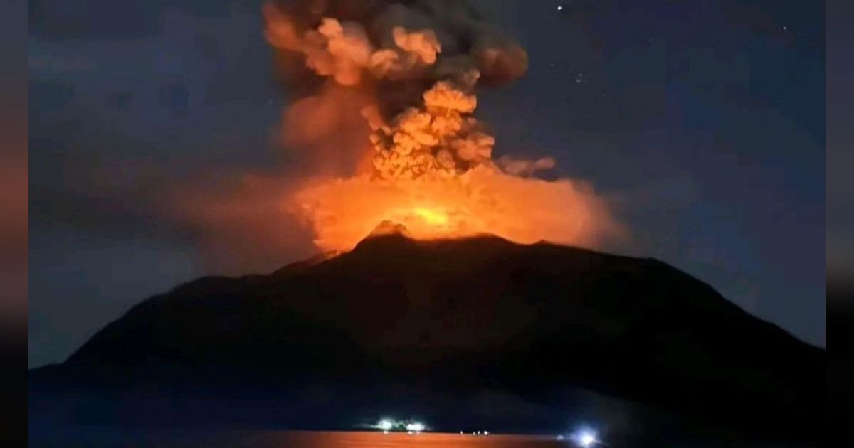 564 Gempa Dangkal Terjadi Usai Gunung Ruang Erupsi, Terdengar Gemuruh dan Kilatan Petir Vulkanik