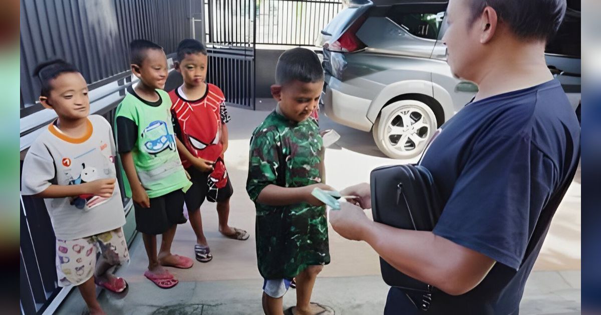 Bukan Beli Mainan, Bocah Ini Putuskan Simpan Uang THR ke Tabungan Haji