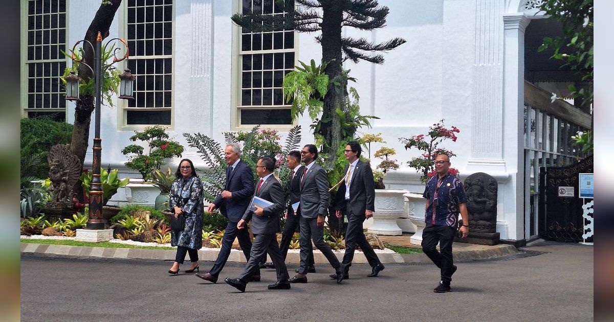 Usai Terima Bos Apple Tim Cook di Istana, Hari Ini Jokowi Bertemu Mantan PM Inggris Tony Blair, Bahas Apa?