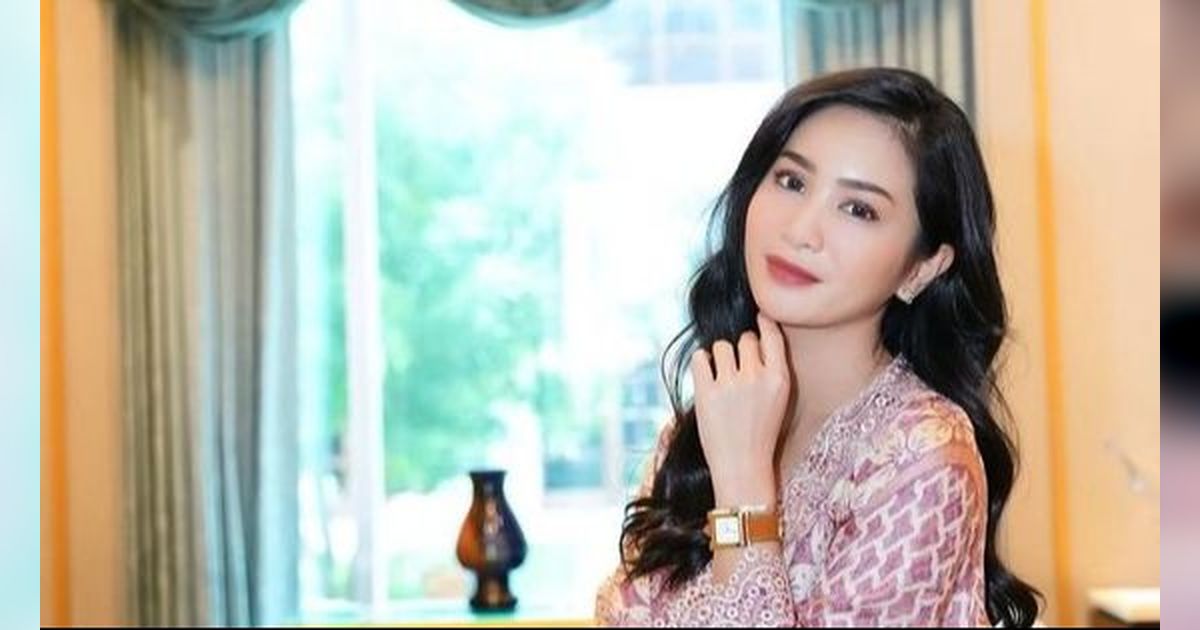 Bunga Zainal Naik Pitam Unggahan Konten THR Rp271 T Dikaitkan dengan Pernikahannya