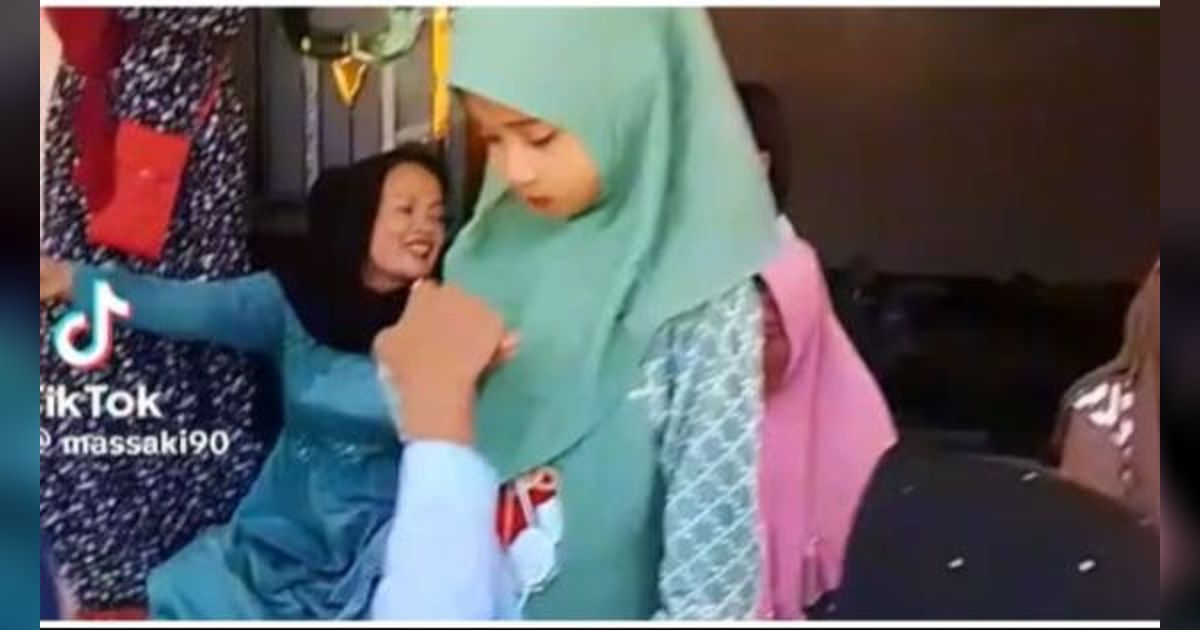 Viral Momen Anak Usia 4 dan 5 Tahun di Madura Tunangan, Jadi Sorotan Warganet