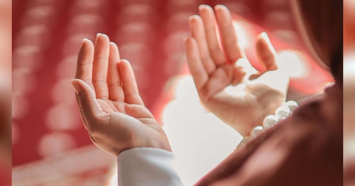 5 Bacaan Doa Tobat Meminta Ampunan dalam Agama Islam, Lengkap Disertai Artinya