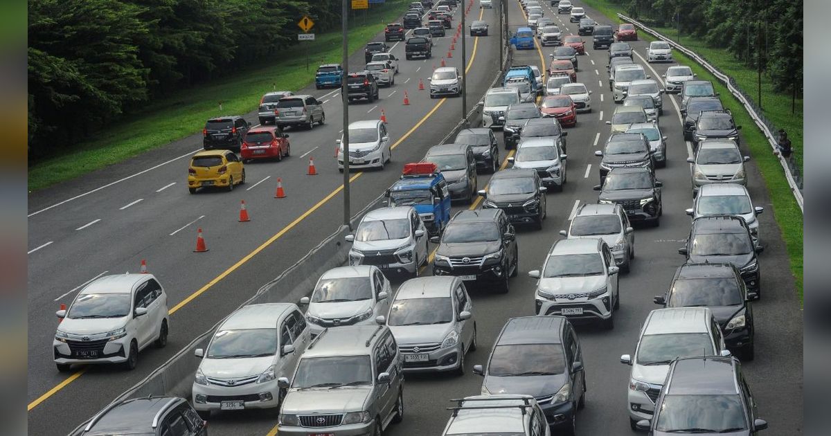 Terungkap, Ini Penyebab Penumpukan Antrean Kendaraan di Tol Cikampek