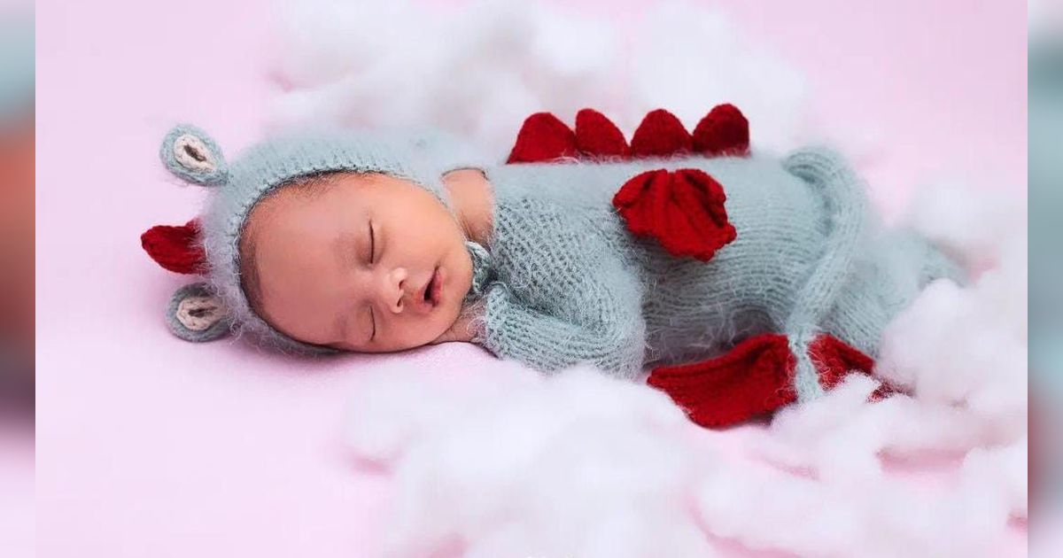 Potret Baby Aleesya Putri Kiki Amalia Sudah Genap Berusia 1 Bulan, Makin Cantik dan Menggemaskan