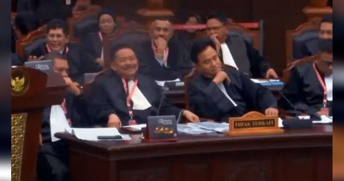 LIVE VIDEO: Hotman Paris Dkk Keras Hadapi Saksi Ahli Ganjar-Mahfud di Sidang MK