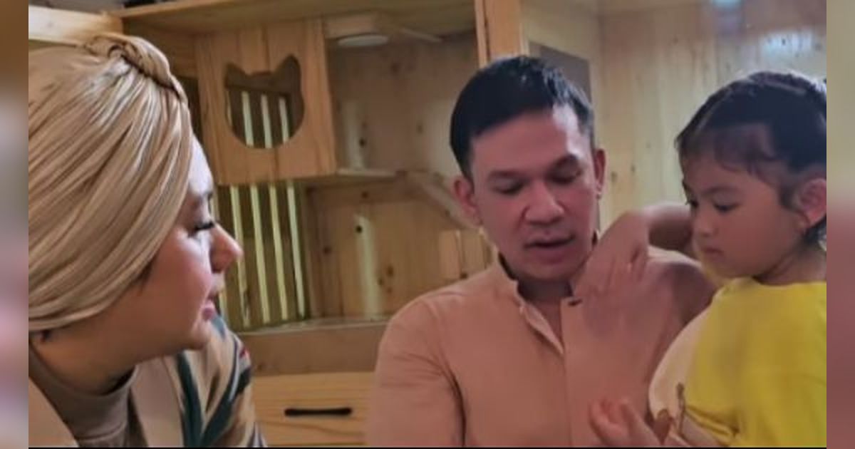 Bertengkar dengan Ruben Onsu, Intip 8 Potret Momen Akrab Jordi Onsu Bertemu Sarwendah dan Anak-anaknya