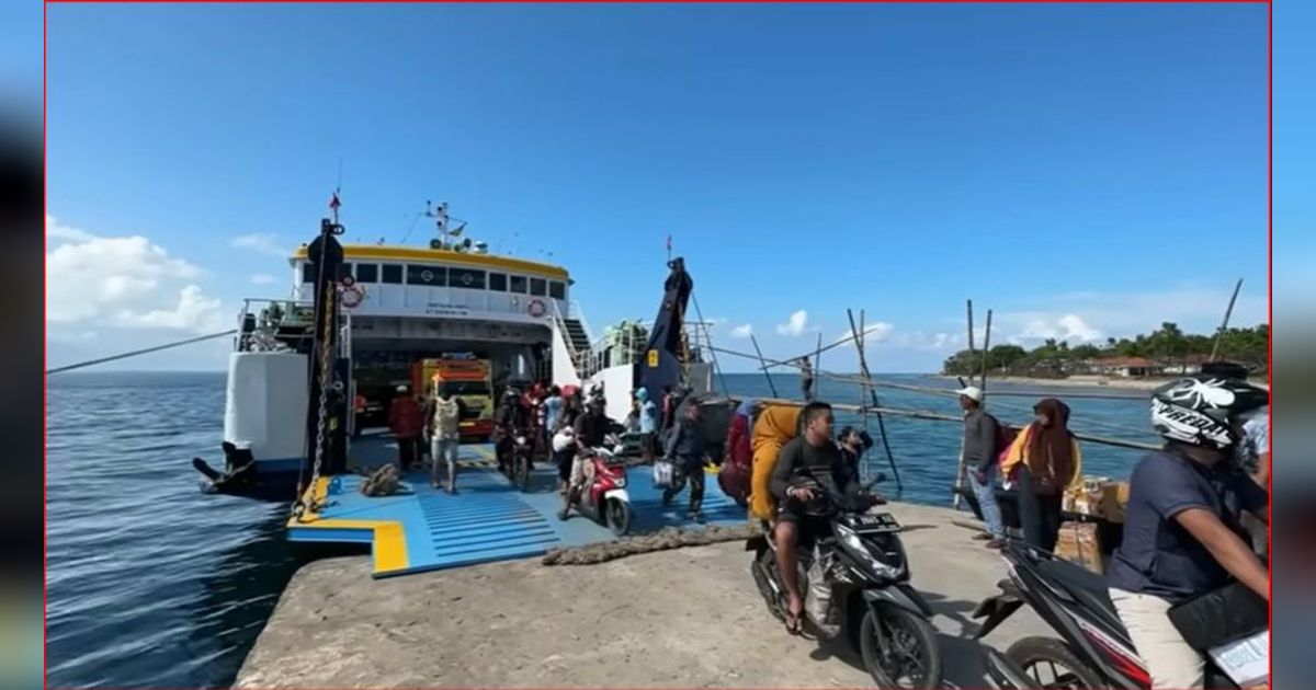 Serunya Ngetrip Naik Kapal Feri dari Situbondo ke Madura, Lewati Gugusan Kepulauan Eksotis dan Panorama Alam Menakjubkan