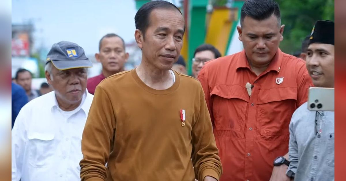 VIDEO: Momen Hangat Jokowi dan Surya Paloh Tertawa Bersama, Akrab Saling Tepuk Lengan