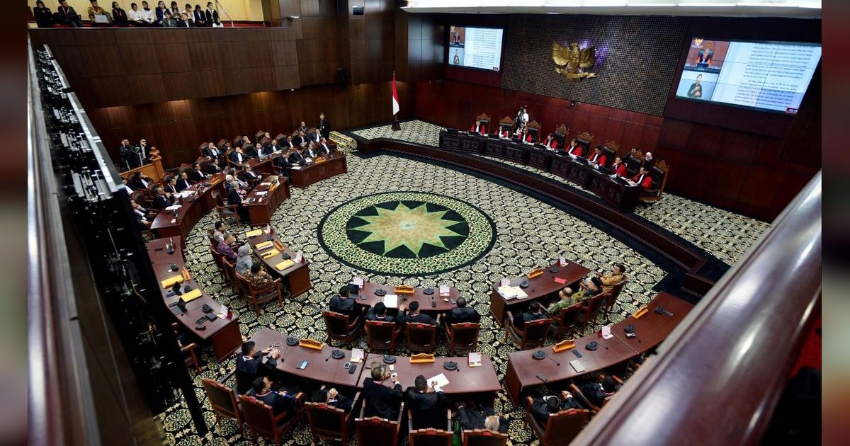 Saldi Isra: Seharusnya MK Perintahkan Pemungutan Suara Ulang di Beberapa Daerah