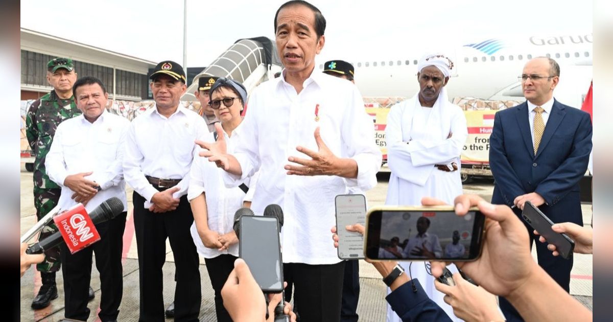Jokowi Tidak Ada di Jakarta Saat Momen-Momen Ini