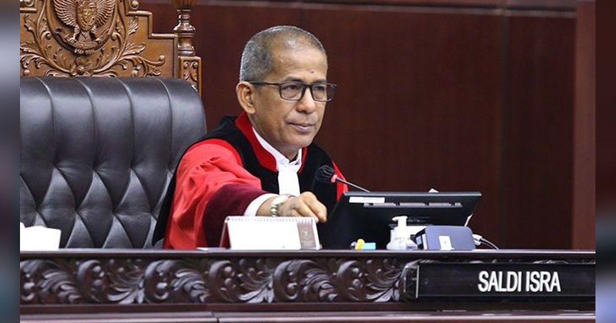 Berikan Dissenting Opinion, Hakim MK Saldi Isra Nilai Politisasi Bansos Terjadi di Pilpres 2024