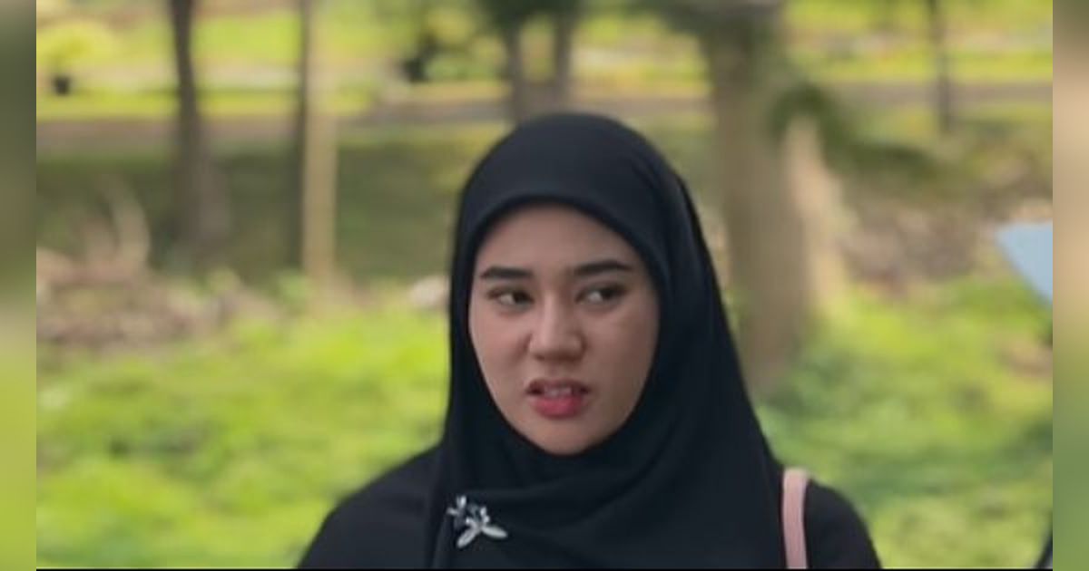 6 Potret Clara Shinta Pamer Booking Pemakaman Mewah di Tempat Mendiang Ashraf Sinclair