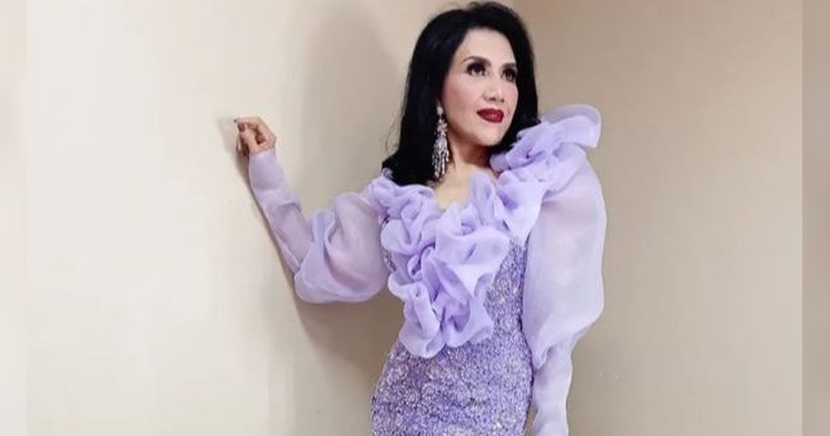 Usia Sudah 65 Tahun, Pedangdut Rita Sugiarto Masih Gesit Berkarya