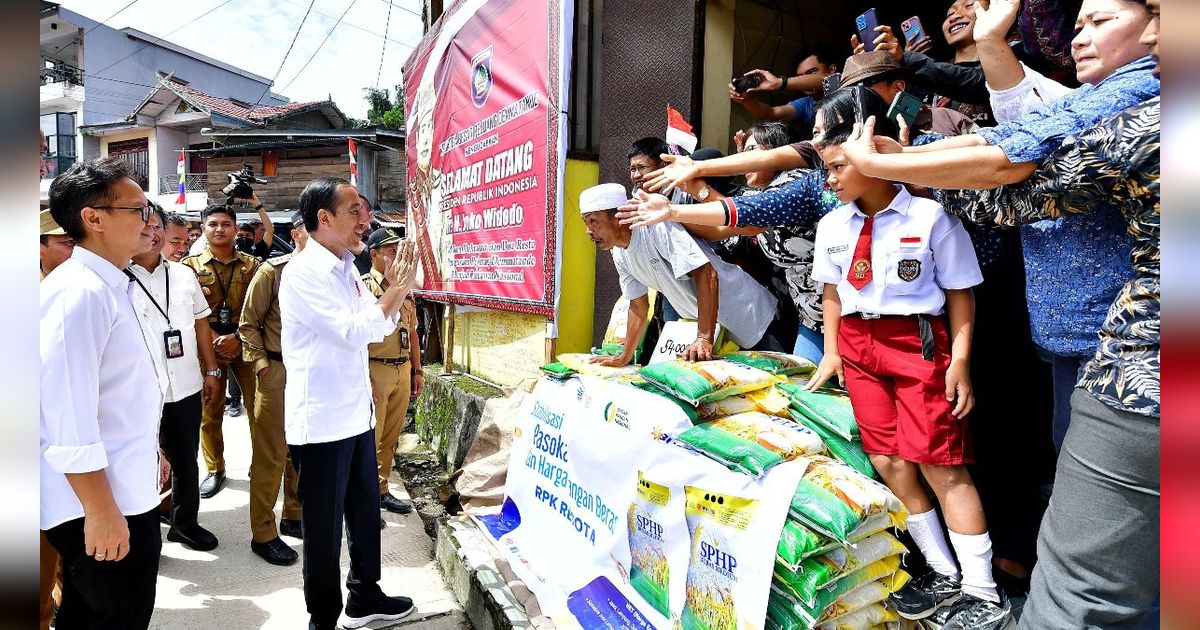 Ini Janji Jokowi ke Warga saat Blusukan ke Mamasa