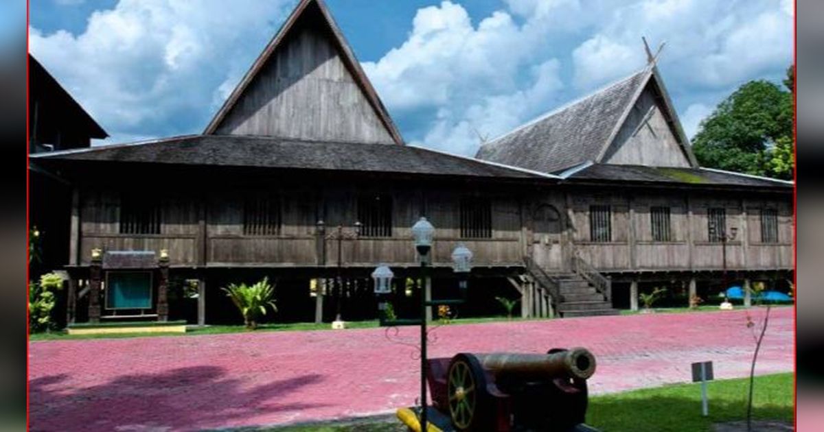 Mengunjungi Istana Kuning, Jejak Kejayaan Kerajaan Islam di Kalimantan Tengah